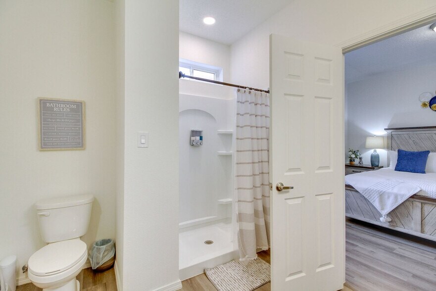 Building Photo - 271 San Clemente Ave NW