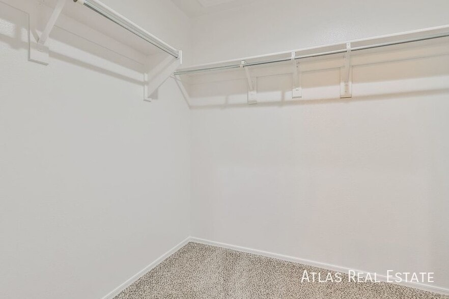 Building Photo - 2965 W Dancer Ln