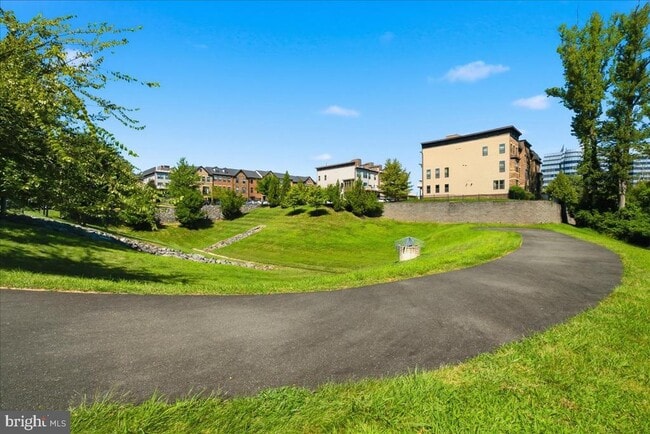 Building Photo - 9228 Wood Violet Ct