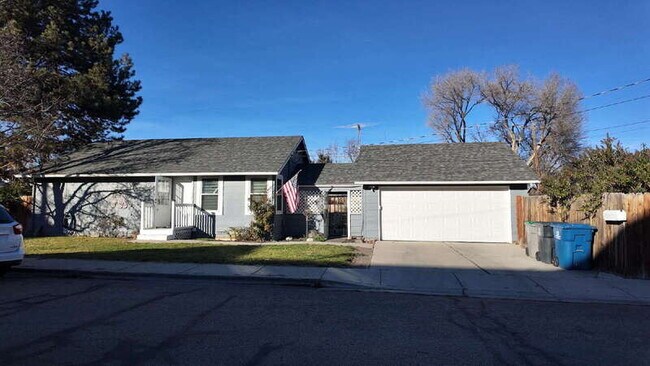 Building Photo - 3580 Dill Dr