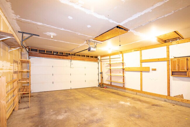 Building Photo - 21612 SE 271st Pl