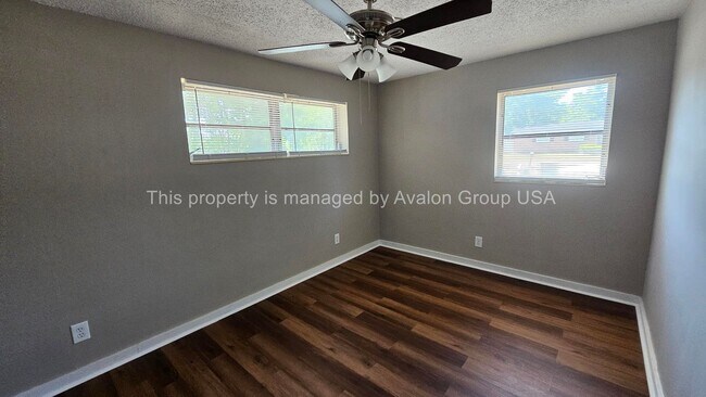 Building Photo - 7957 Jaguar Dr