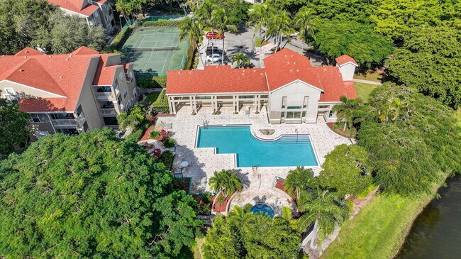 Building Photo - 1825 Palm Cove Blvd