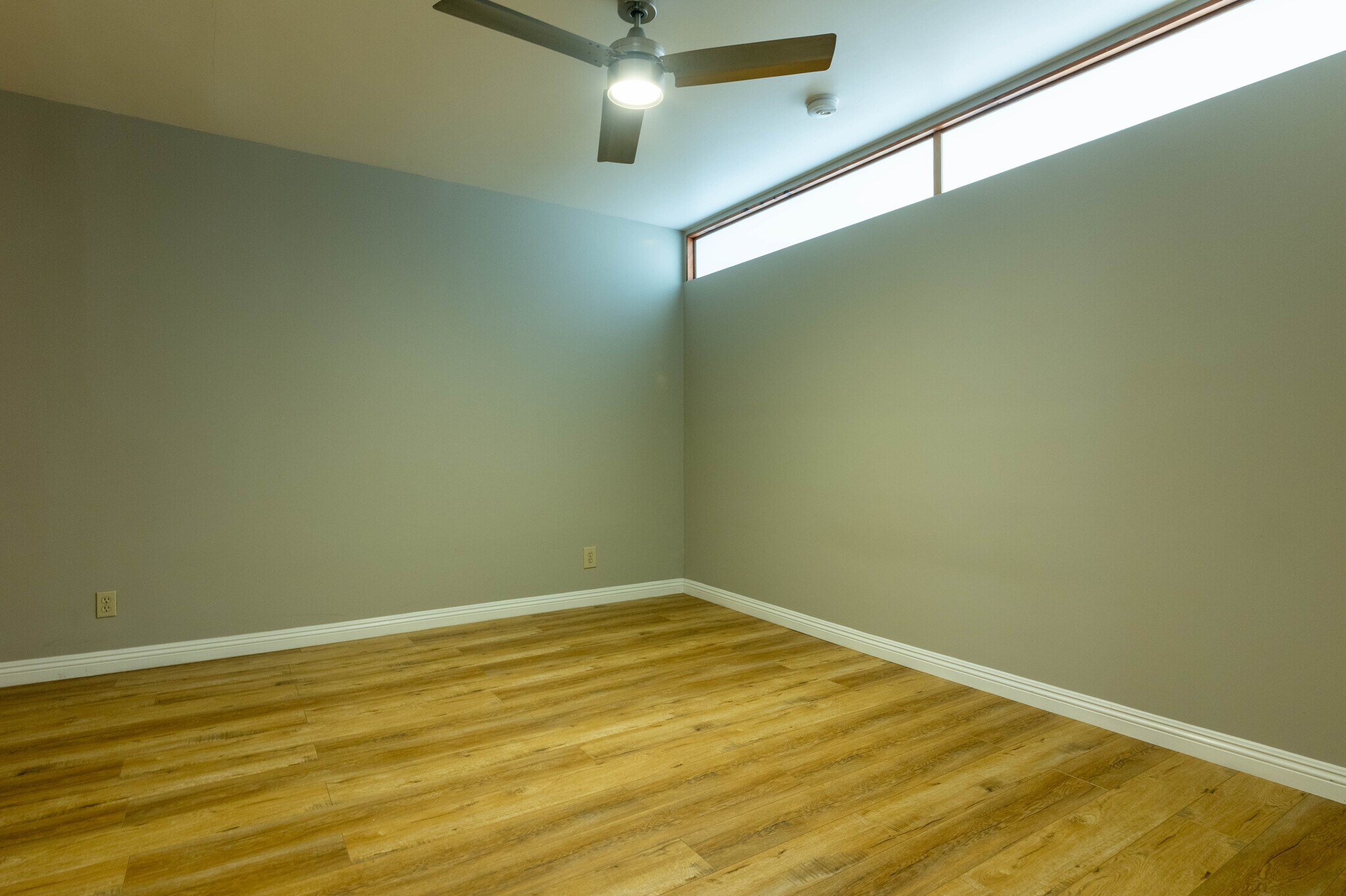 Building Photo - 5125 Harold Way