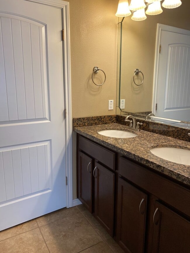 Building Photo - COMING SOON!!  2 Story Townhome