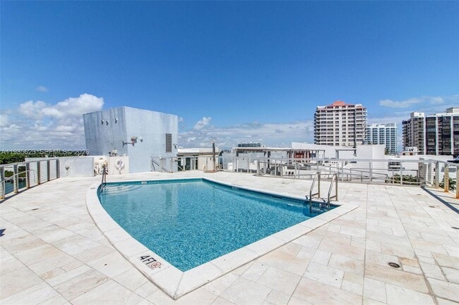 Building Photo - 6305 Indian Creek Dr