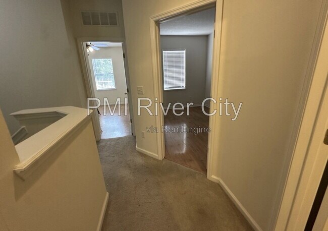 Building Photo - 8617 Ribbon Falls Ln