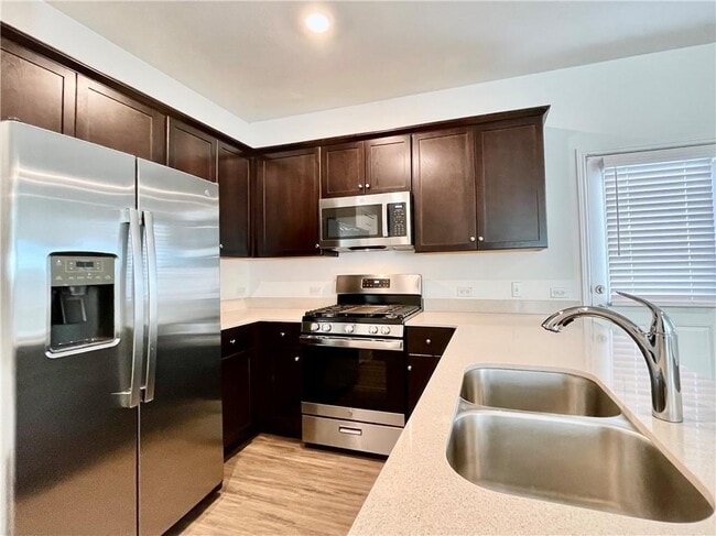 Building Photo - 2408 Nightview Dr