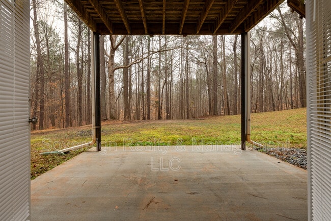 Building Photo - 3213 Southridge