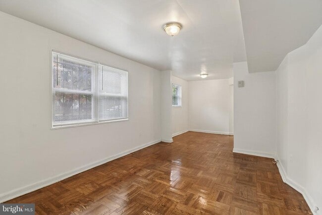 Building Photo - 500 Tennessee Ave NE