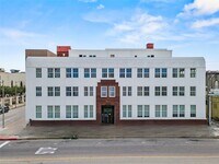Building Photo - 2102 Mechanic St