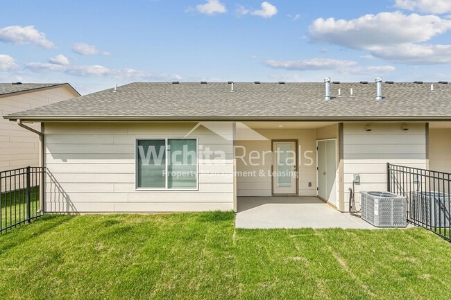 Building Photo - 12868-12868 W Wheatland Ct