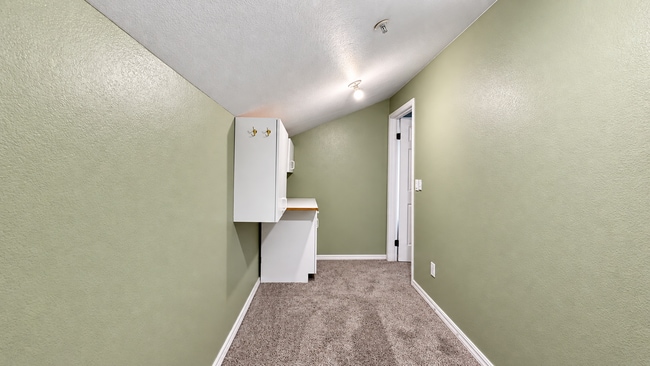 Building Photo - 3878 Loch Lomand Way