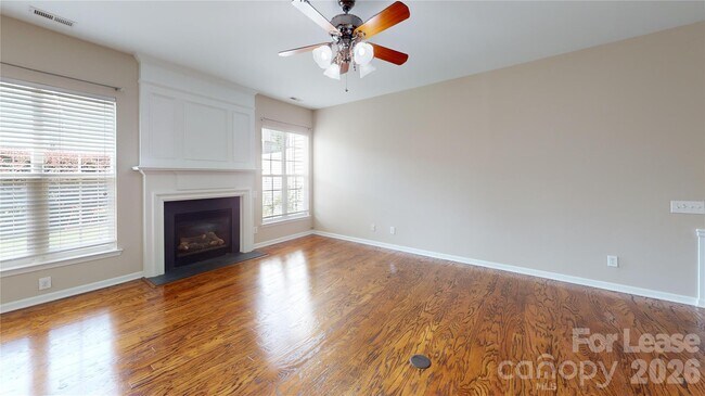 Building Photo - 9007 Bishop Crest Ln
