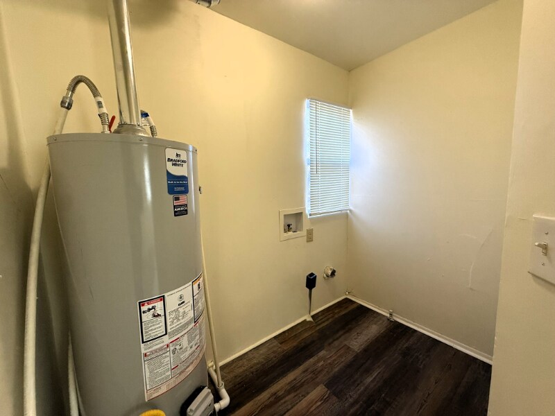 Building Photo - 1250 N Jefferson Ave