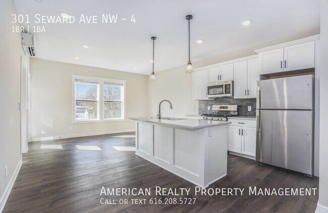 Building Photo - 301 Seward Ave NW