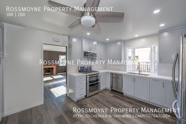 Building Photo - 10931 McVine Ave