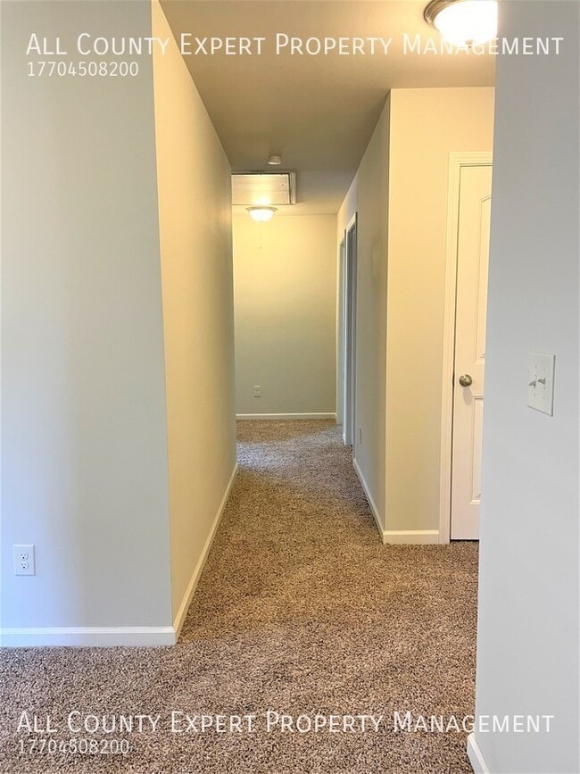 Building Photo - 6512 Crosscreek Ln