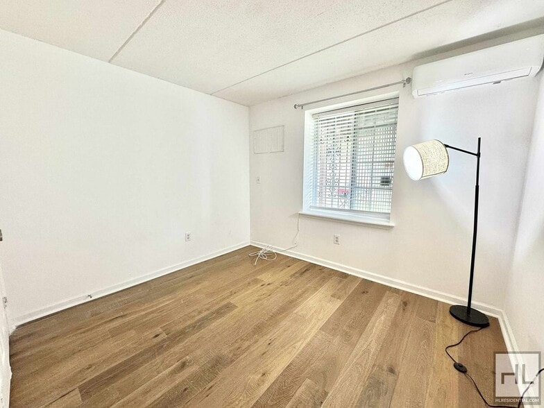 Building Photo - Saint Marks Avenue