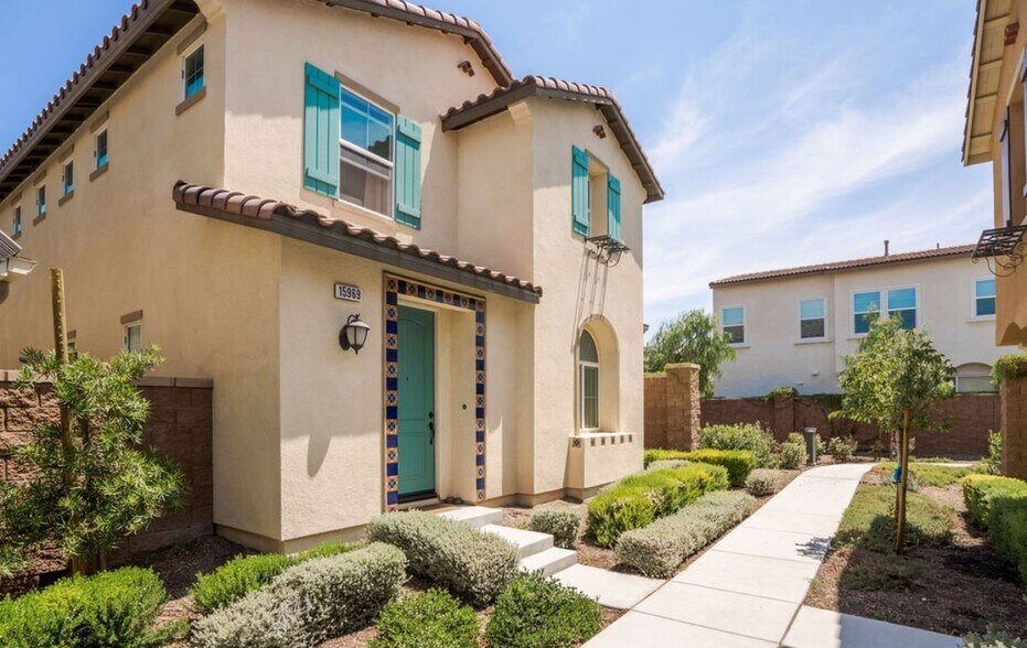 Primary Photo - 15969 Dexter St