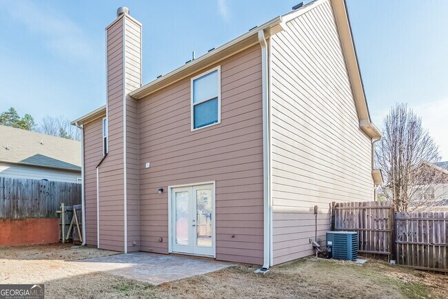 Building Photo - 21 Carriage Hls Dr SE