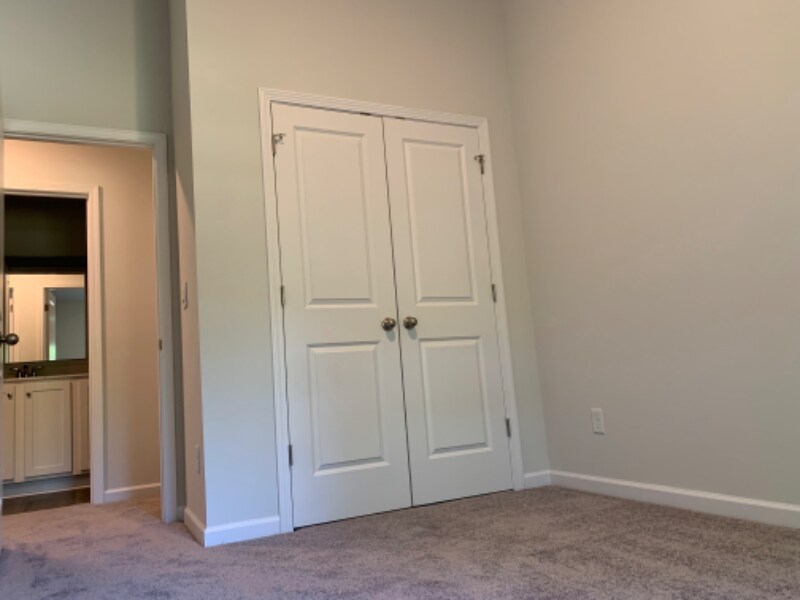 Building Photo - 6518 Sharks Tooth Trl