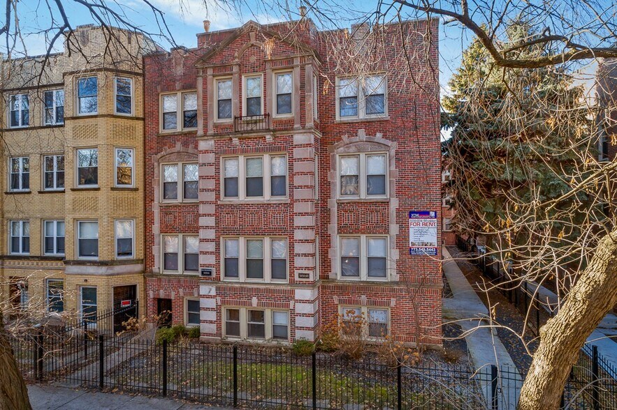 Building Photo - 5062 N Winchester Ave