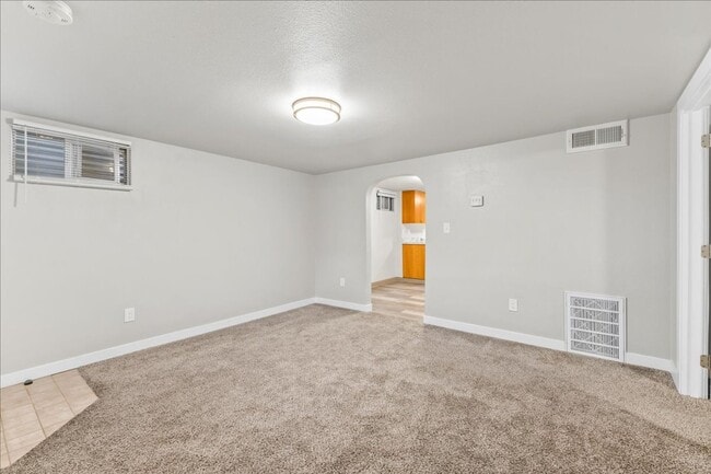 Building Photo - 1 Bedroom 1 Bathroom Basement Apartment on the Boise Bench