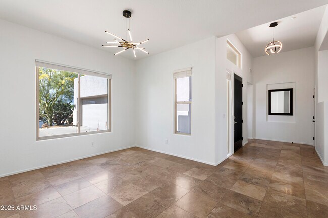 Building Photo - 11318 E White Feather Ln