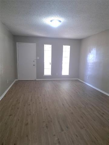 Building Photo - 1125 Highbush Dr