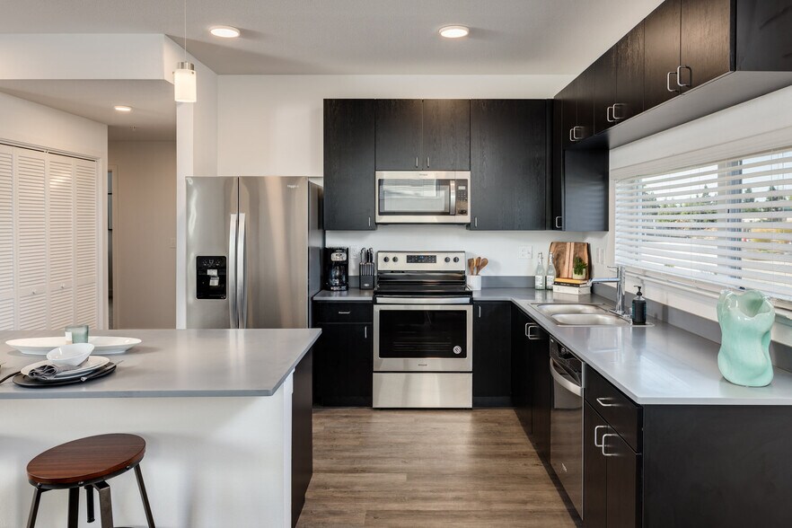 Modern Kitchen - 1878 Notre Dame Blvd