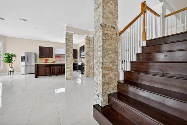 Building Photo - 7203 Thornmeadow Ln