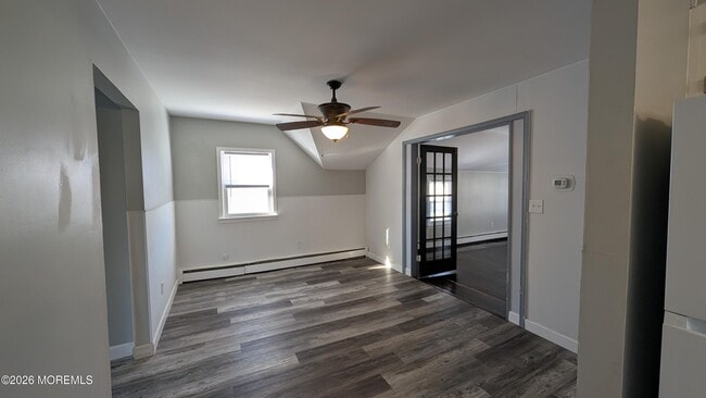 Building Photo - 164 Port Monmouth Rd