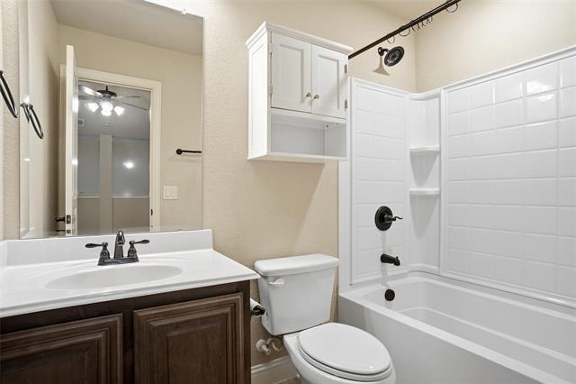 Building Photo - 1021 Rustic Oak Wy