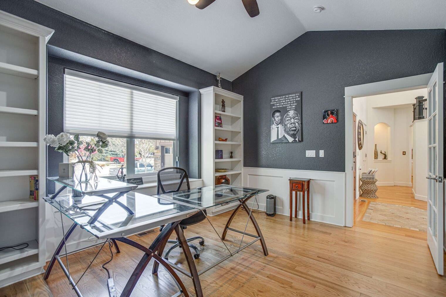 Building Photo - 24950 E Roxbury Pl