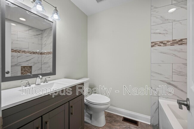 Building Photo - 804 Norwalk Dr