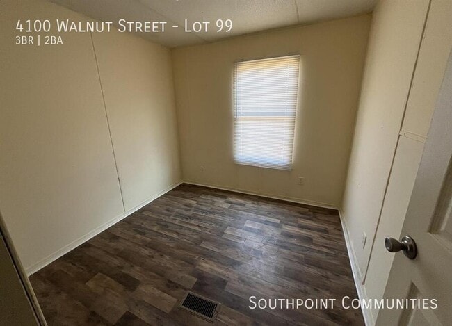 Building Photo - 4100 Walnut St