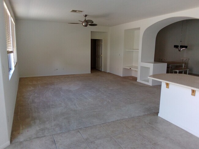 Building Photo - 232 Pebble Canyon Dr