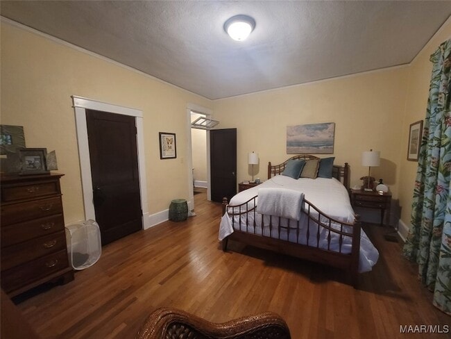 Building Photo - 128 S Capitol Pkwy