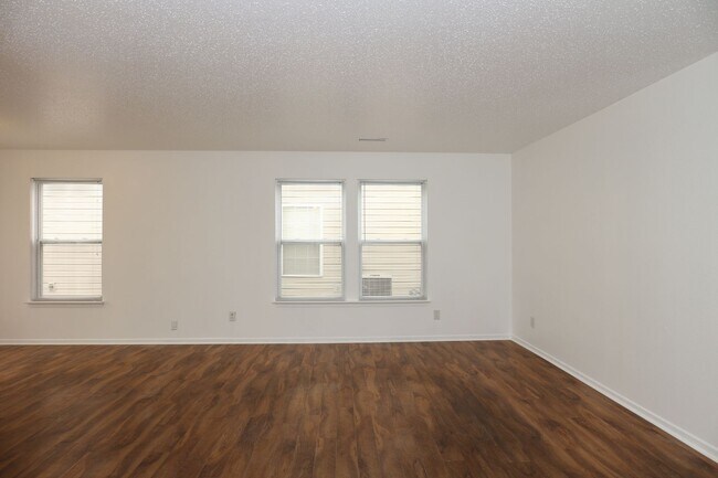 Building Photo - 7937 Cork Bend Ln