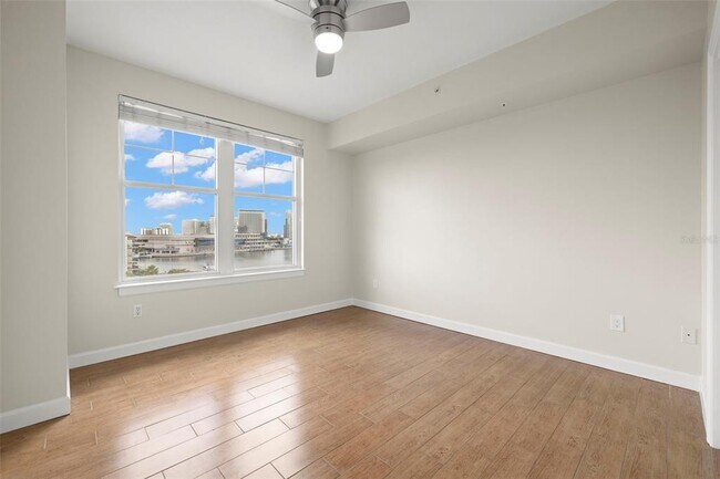 Building Photo - 345 Bayshore Blvd