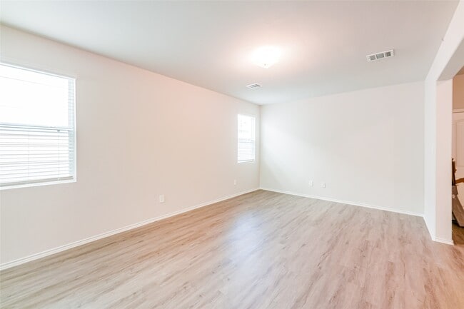 Building Photo - 21618 Mamba Wy