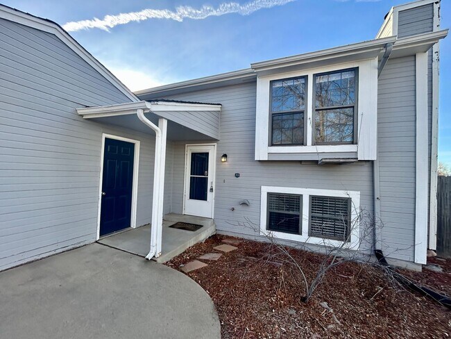 Building Photo - Completely Remodeled Home for Rent in Northwest Longmont