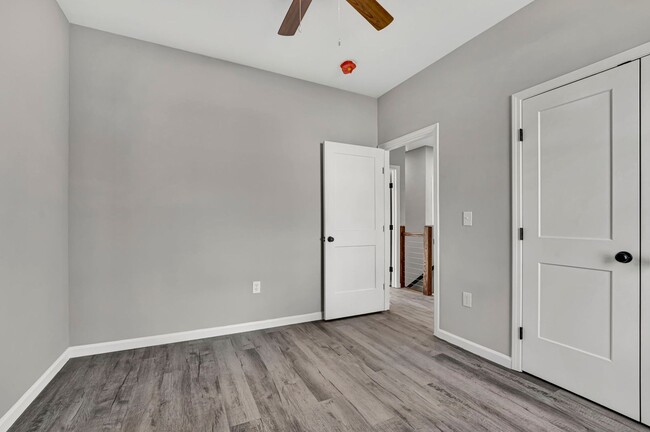 Building Photo - Stunning 4 Bedroom Home in Laurens