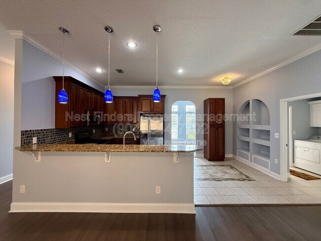 Building Photo - 11304 Landing Estates Dr