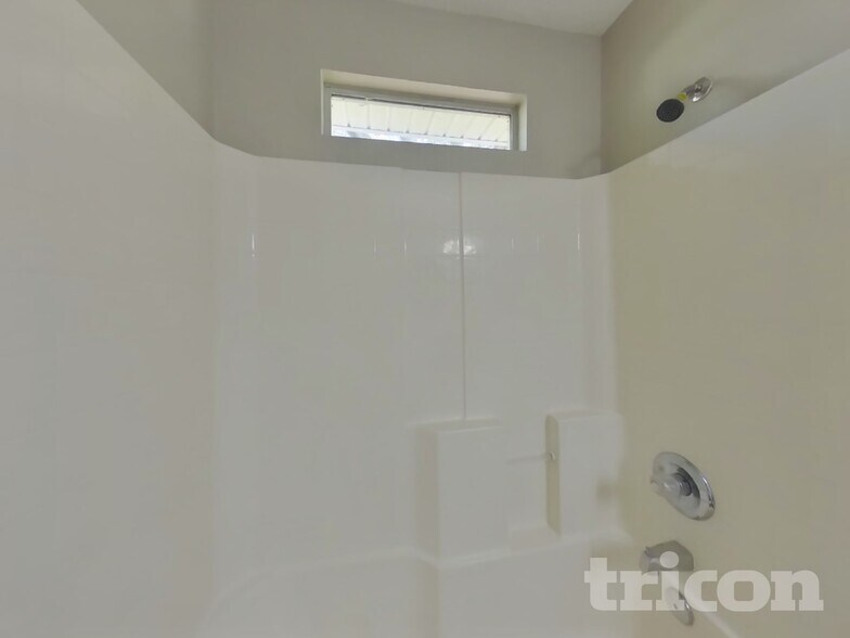 Building Photo - 3582 White Cow Ct