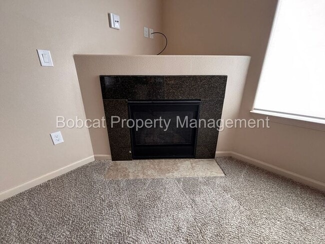 Building Photo - 825 Cassidy Ct