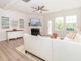 Building Photo - 4268 Coachwhip Ave