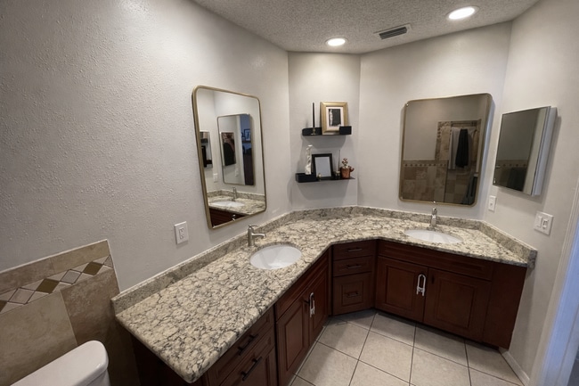 Building Photo - 9215 Ruger Dr