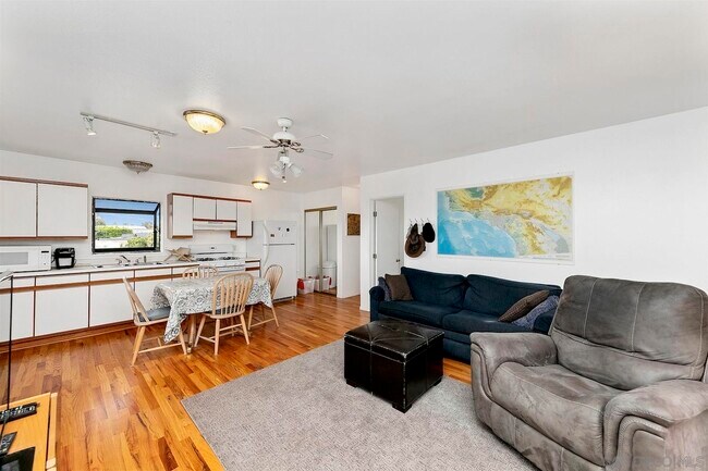 Building Photo - 3720 Louisiana St